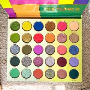 Juvia's Place "Culture 2" eyeshadow palette